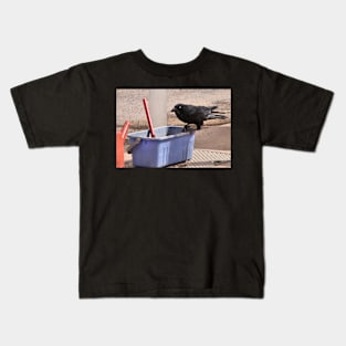 "Yes, I'll Clean Your Window." Australian Crow Kids T-Shirt